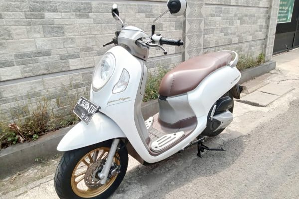 SCOOPY PRESTIGE 2021