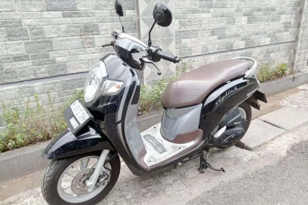 SCOOPY STYLISH 2019