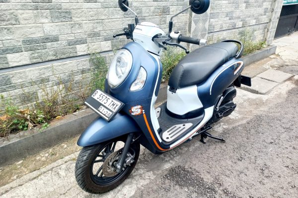 SCOOPY STYLISH 2023